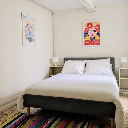 Apartment Cozy Intramuros Near The Station Avignon