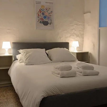 Cozy Intramuros Near The Station * Avignon